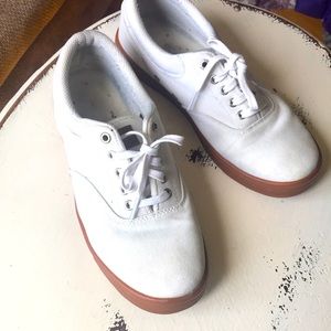 Vlado white canvas, gum sole, sneakers